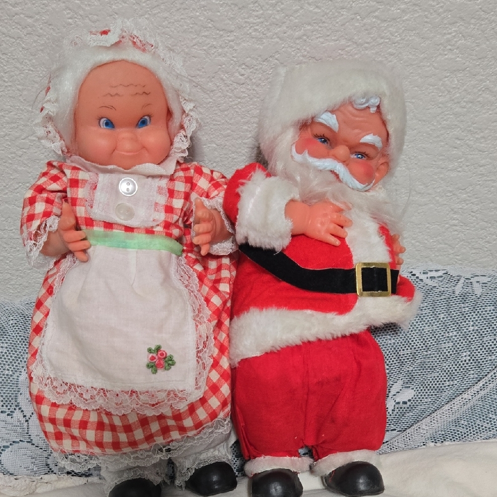 Festive Santa and Mrs. Claus Dolls Set